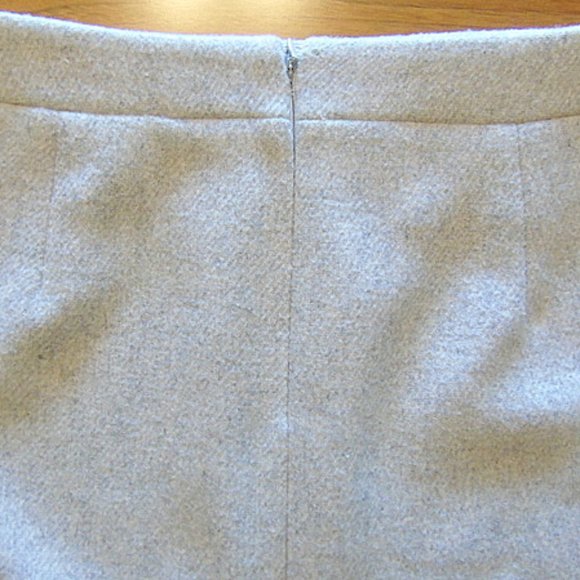 J Crew Mercantile Wool Oatmeal Pencil Mini Skirt Size 4 - 6 - Picture 6 of 11